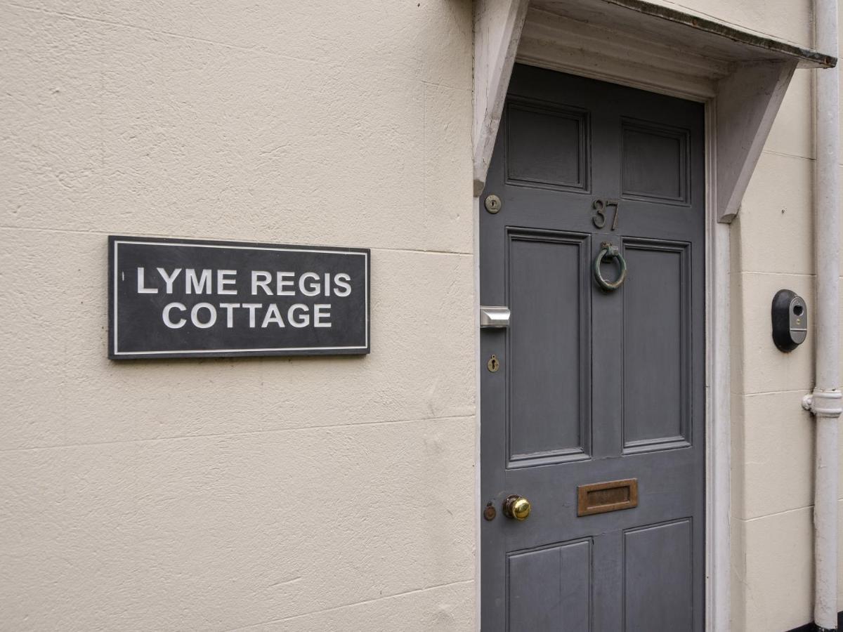 Lyme Regis Cottage Exterior photo